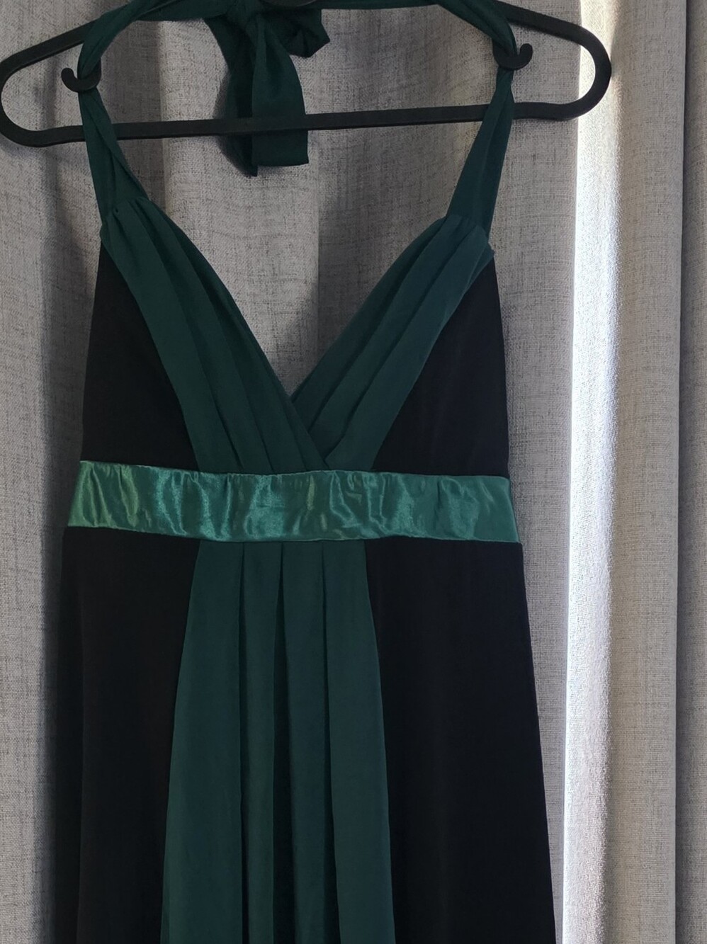 Ruby Rox Black and Emerald Green Dress